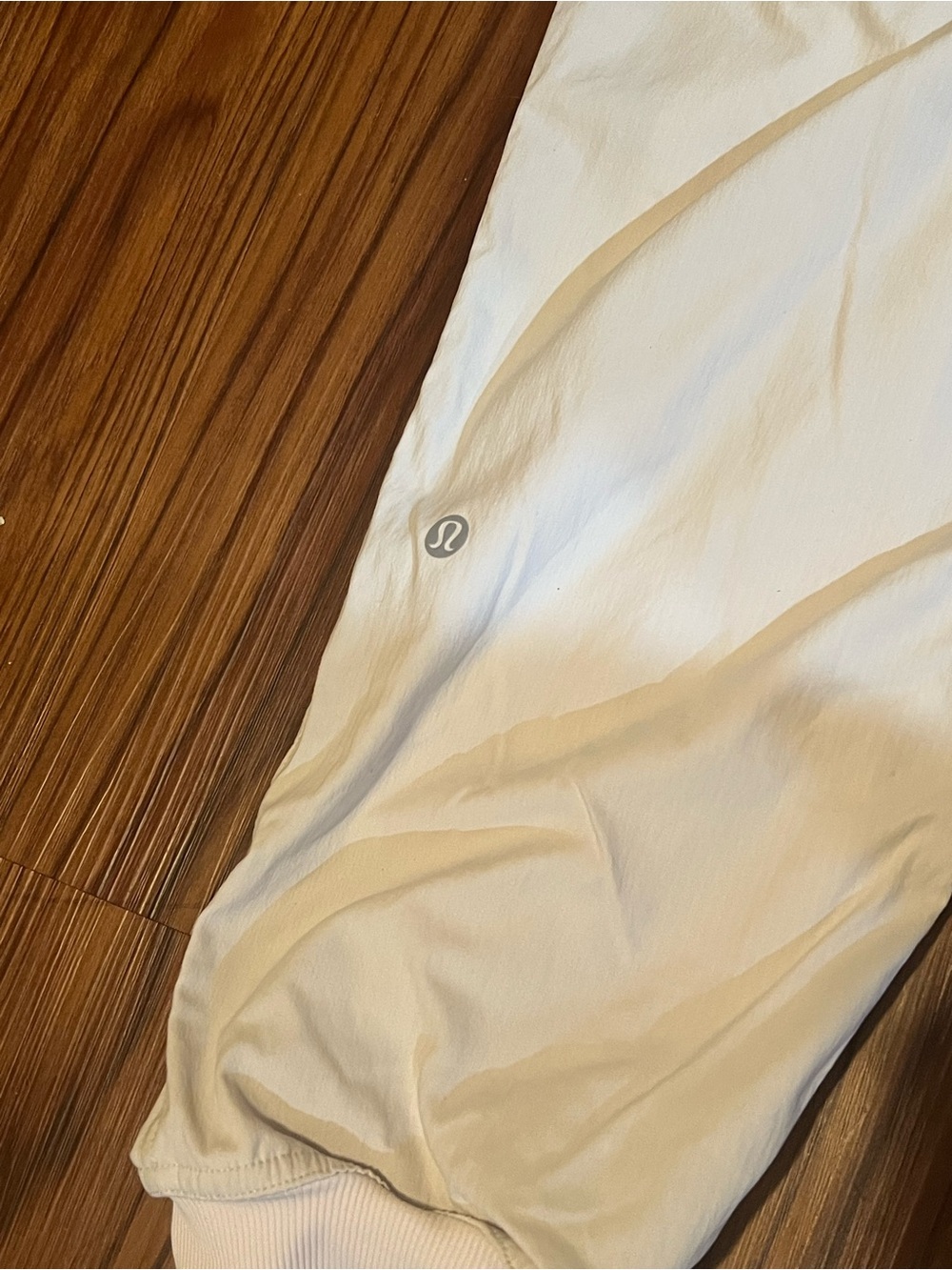 Lululemon Jogger Bottoms - Drawstring & Rib Cuff - Picture 4 of 4